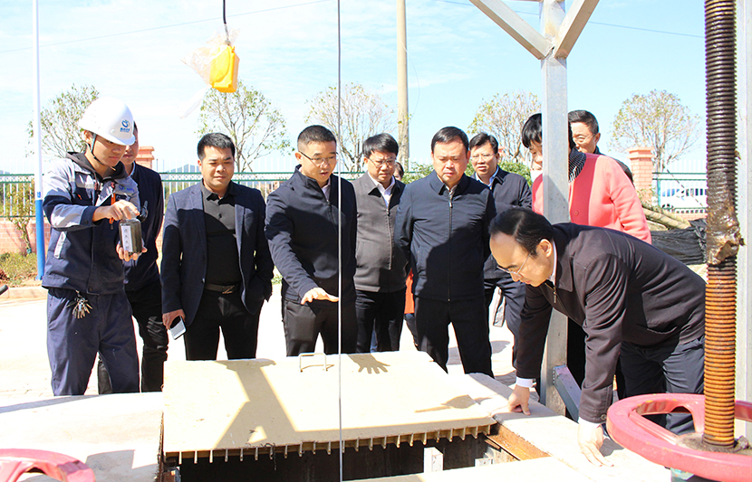 江西省生態(tài)環(huán)境廳黨組書記、廳長(zhǎng)徐延彬一行蒞臨挺進(jìn)環(huán)保和樂新村項(xiàng)目點(diǎn)視察調(diào)研